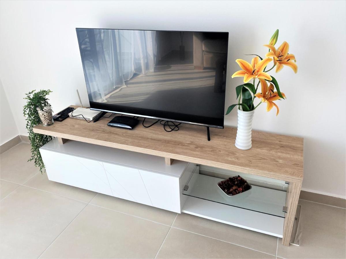Sea View Apartment Elite2 ساراندا المظهر الخارجي الصورة